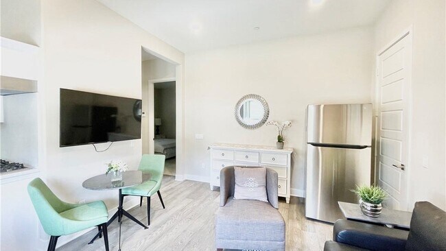 Foto del edificio - 71 Einstein-