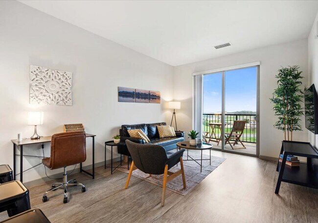 Foto del edificio - 5022 American Pkwy