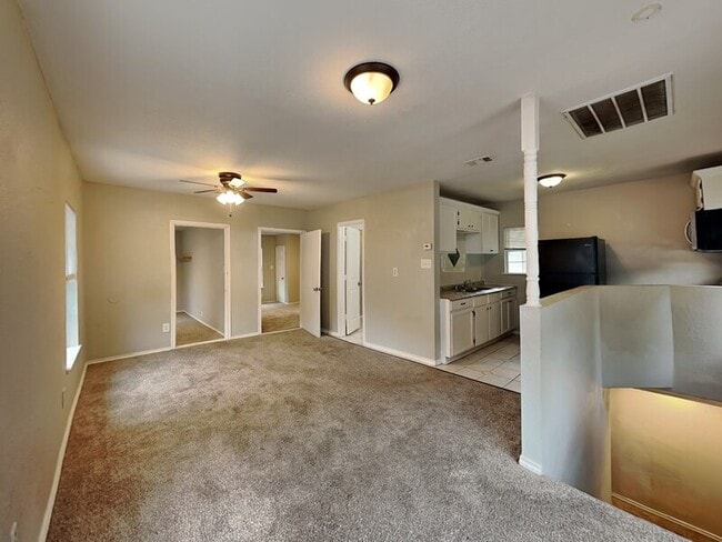 Foto del edificio - 2911 Ryan Ave