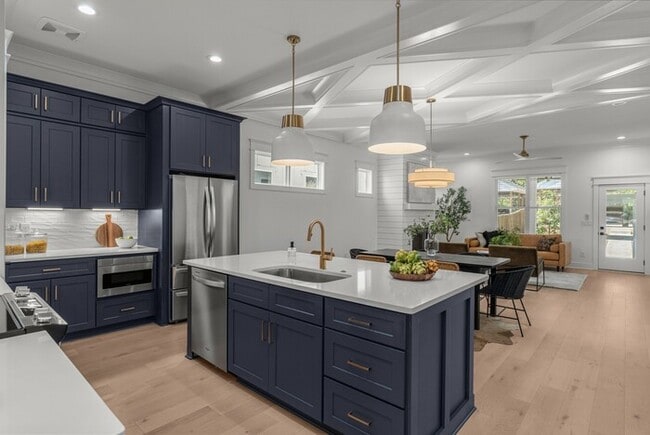 Photo - 1408 Lischey Ave House