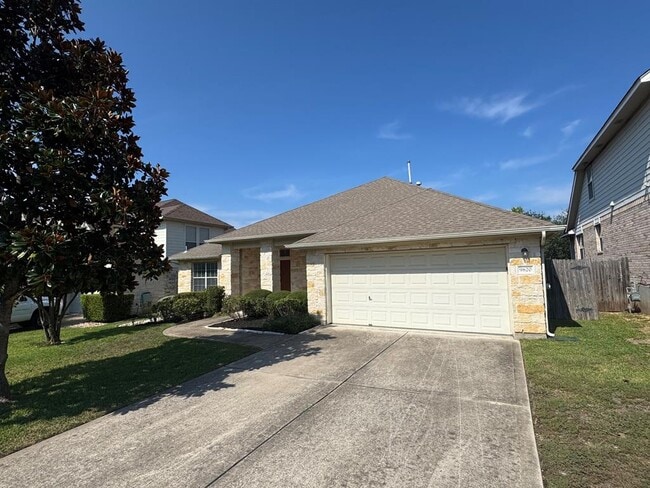 Foto del edificio - 9820 Savannah Ridge Dr