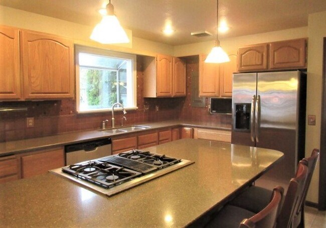 Building Photo - 2bd/1ba Seattle House