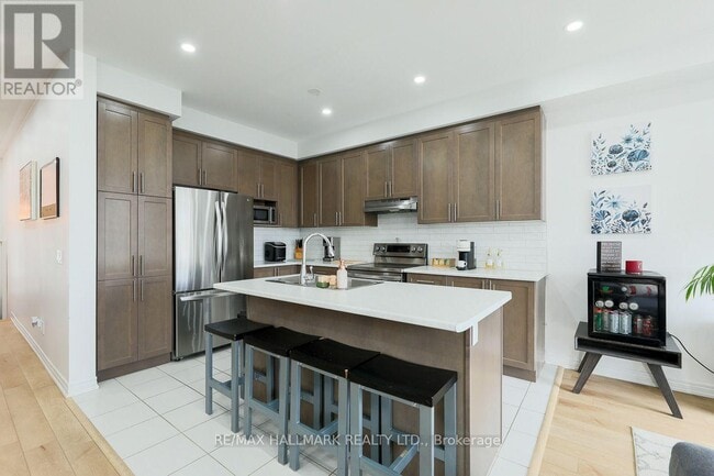Building Photo - 1090 Lockie Dr