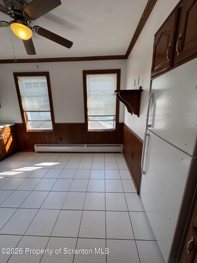 Building Photo - 1810 Capouse Ave