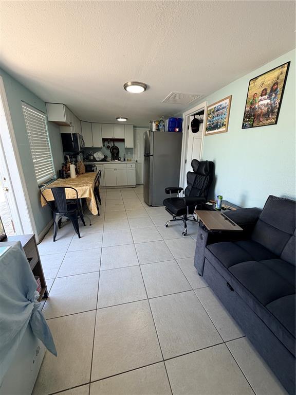 Foto del edificio - 2216 Webber St