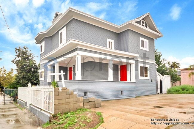 Building Photo - 1617 W 24th St