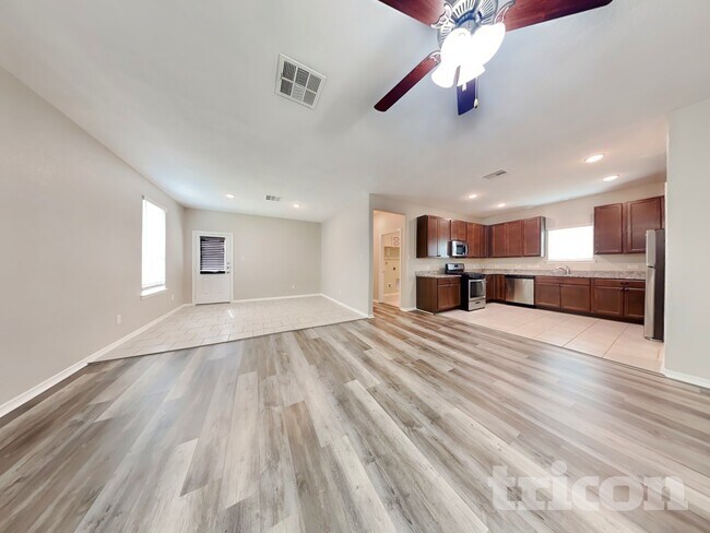 Foto del edificio - 20010 Northpark Oak Ln