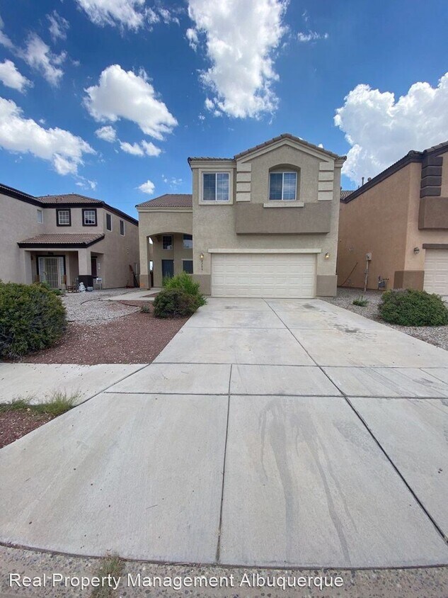 5 br, 3.5 bath House 8708 Sundoro Place NW House for Rent in