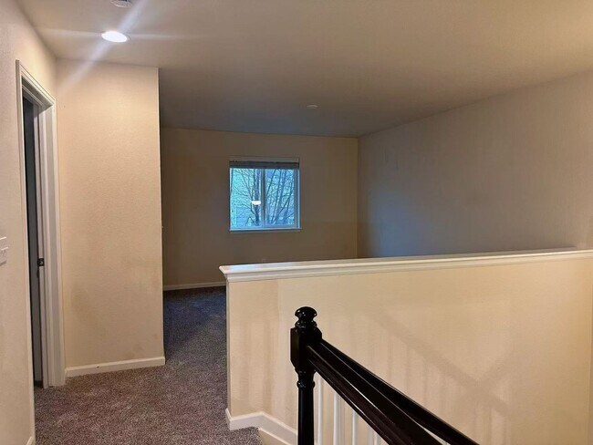 Foto del edificio - 3 bedroom, 2 bathroom single family house in Thornton