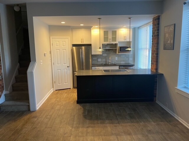 Foto del edificio - 229 N Poplar St