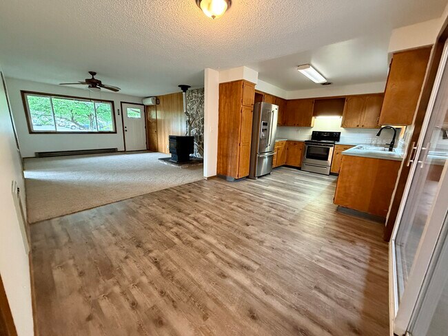 Foto del edificio - 1160 Wyatt Ave SE