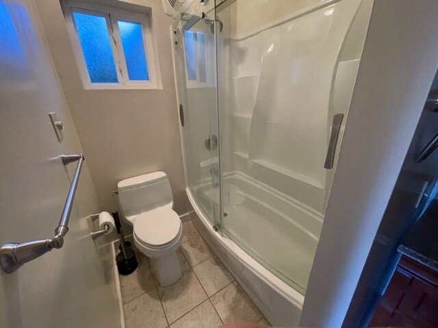 Baño completo - 316 Chester St