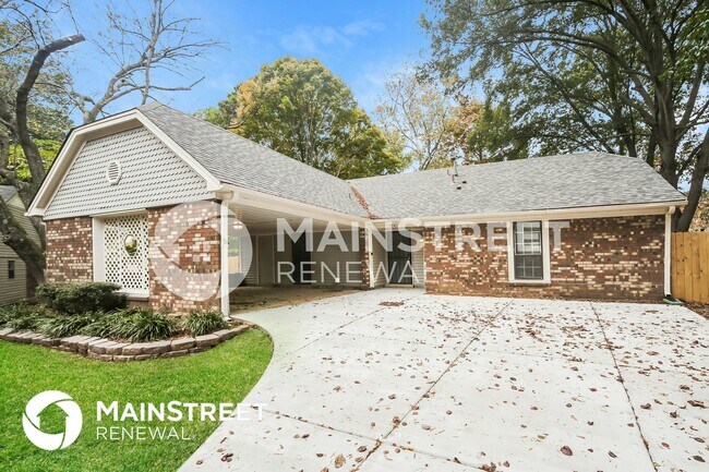 Foto del edificio - 7081 Thornwood Cove