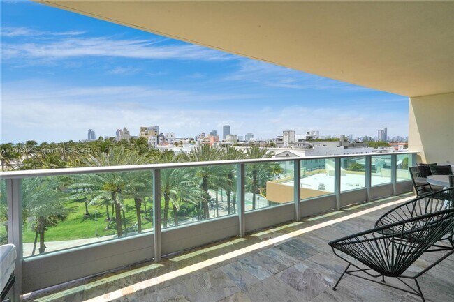 Foto del edificio - 1455 Ocean Dr