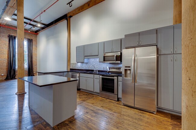 Building Photo - 1400 Rosa L Parks Blvd