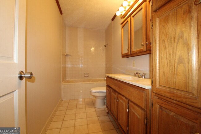 Foto del edificio - 16 Woodberry Dr