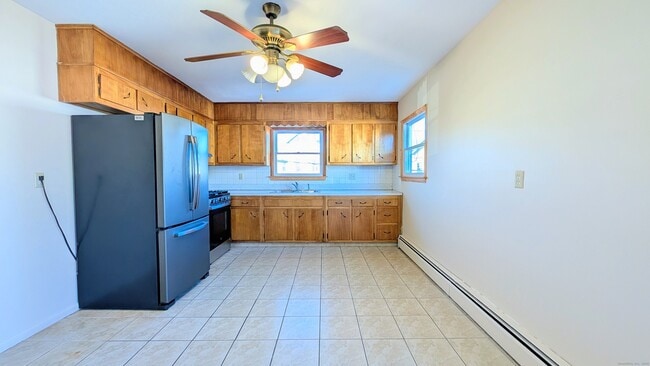 Foto del edificio - 24 Hoyt St