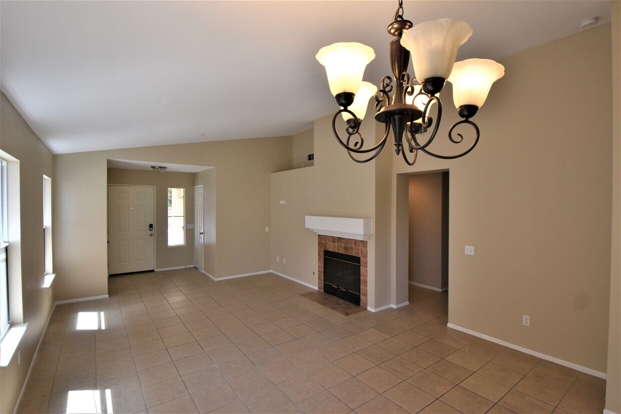 Primary Photo - 220 Fox Mills Ln