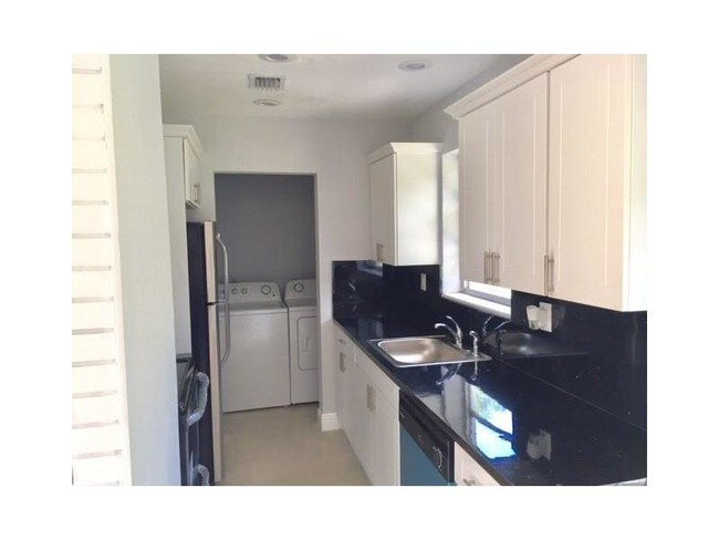 Foto del edificio - 6161 SW 42nd Pl
