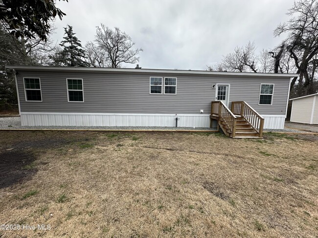 Building Photo - 115 Leslie Ln