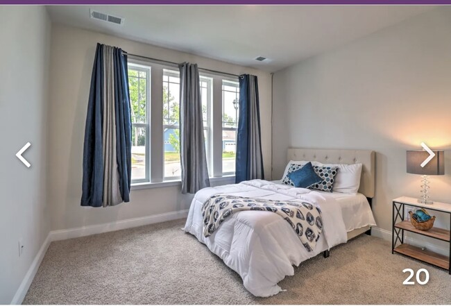 Building Photo - 202 Sedmont Cir