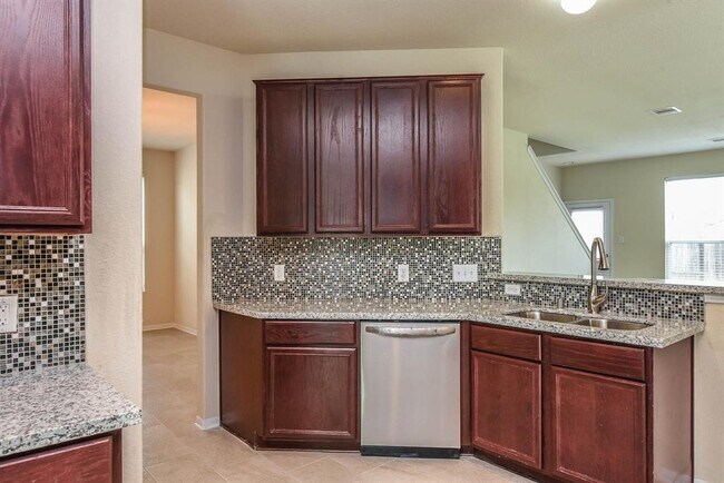 Foto del edificio - 18402 Each Elm Way