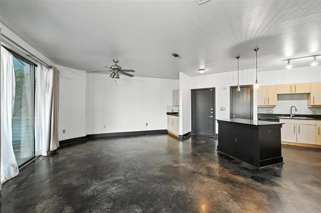 Foto del edificio - 4414 Cedar Springs Rd