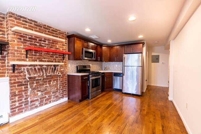 Building Photo - 1091 Herkimer St