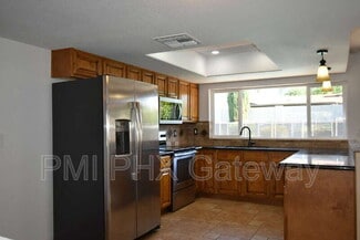 Building Photo - 5312 E Gelding Dr