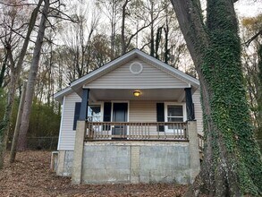 Building Photo - 1319 Cave Spring Rd SW