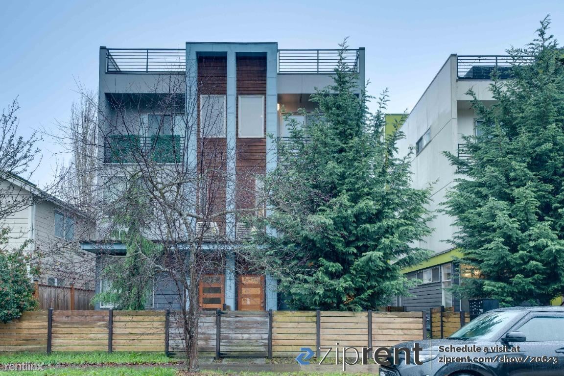 Primary Photo - 3 br, 2.5 bath Townhome - 4813 Delridge Wa...