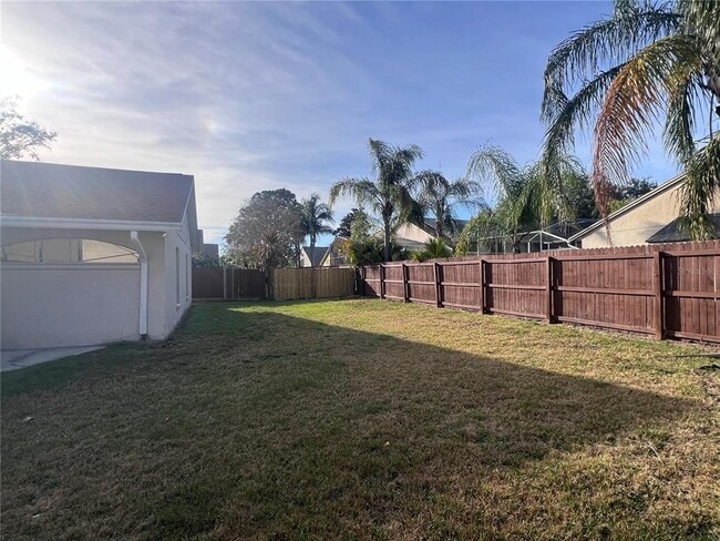 Building Photo - 9224 Sunflower Dr