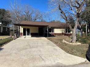 Building Photo - 5715 Beldart St