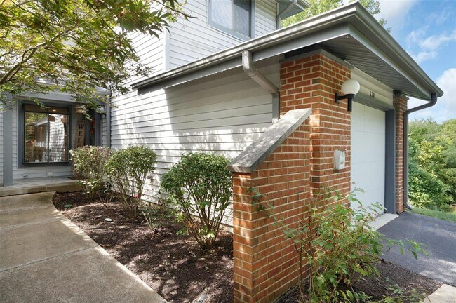 Foto del edificio - 620 Walnut Ridge Dr
