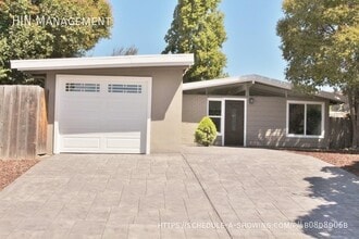 Building Photo - 262 Velvetlake Dr