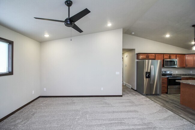 Foto del edificio - 610 W Samantha St