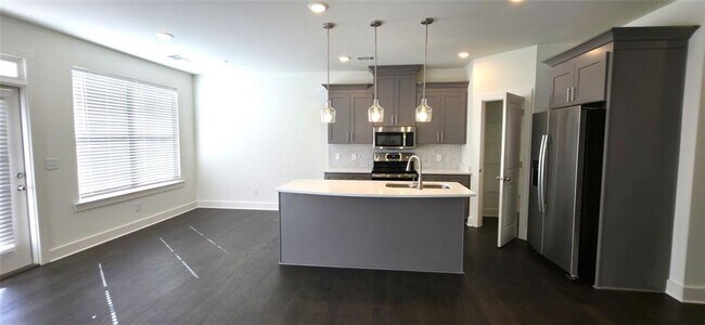 Foto del edificio - 134 Auburn Wds Dr