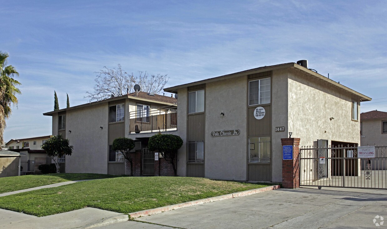 Primary Photo - Polo Classic Jr. Apartments