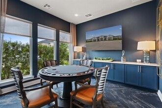 Building Photo - 1101 Halsey Dr