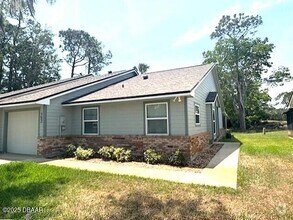 Building Photo - 152 Bob White Ct