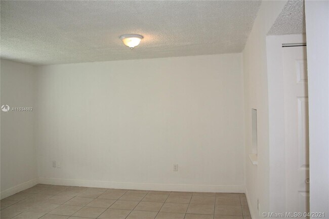 Foto del edificio - 11098 SW 107th St