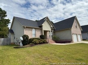 Building Photo - 460 Bristlecone Dr