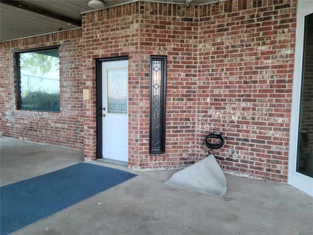 Building Photo - 213 Scenic Dr