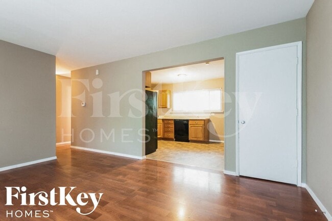 Building Photo - 5180 Carey Ln