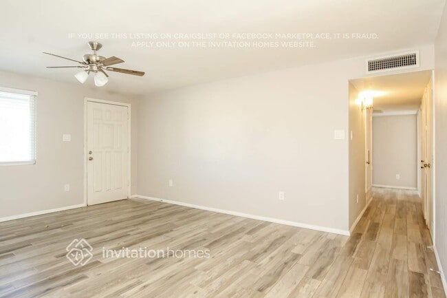 Building Photo - 3459 E Friess Dr