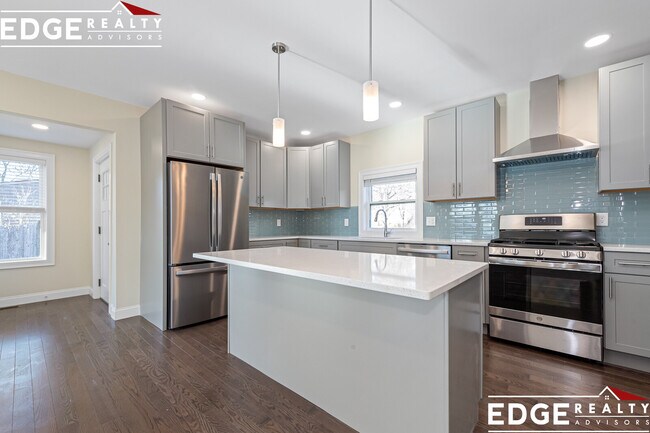Foto del edificio - 232 Fulton St