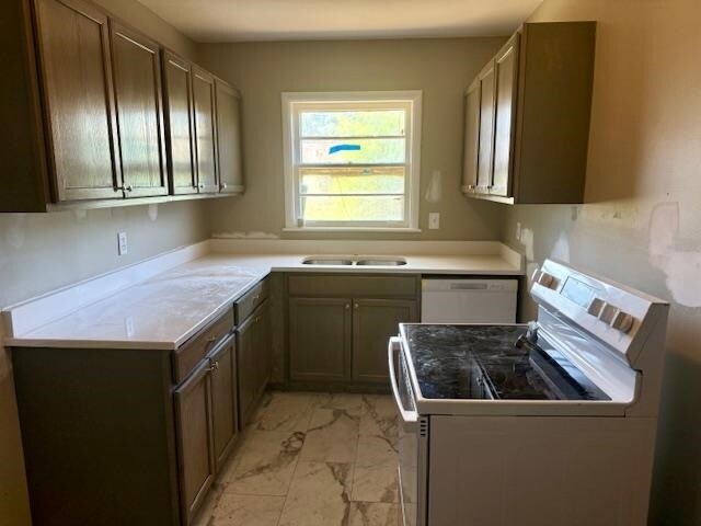 Building Photo - 1297 Dogwood Dr
