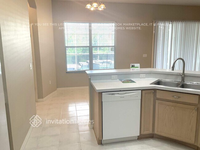 Building Photo - 8617 Herons Cove Pl