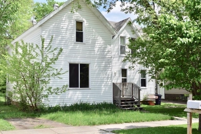 Primary Photo - 1817 Kendall St