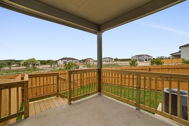 Building Photo - Newly Built 3BR/2.5BA Duplex in Hunter Ranch
